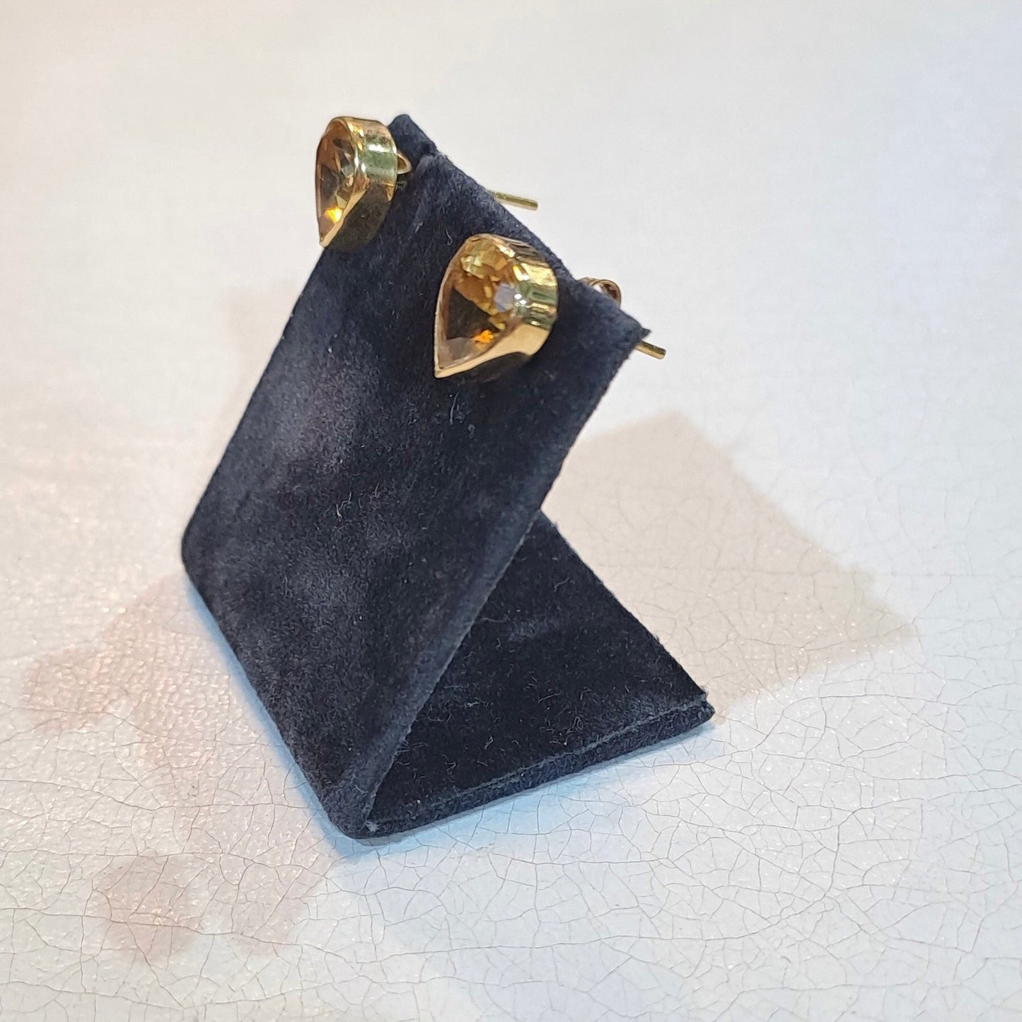 Earrings in 18k gold with citrine stones - Dinos-Virginia