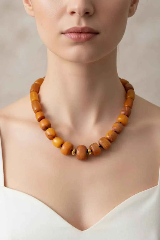 Necklace in vintage amber kachraman gemstones and gold 18k elements