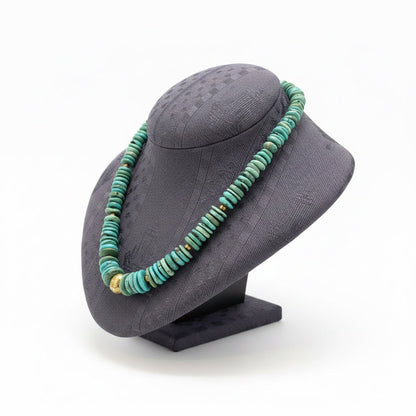 Necklace with turquoise stones and 18k gold elements