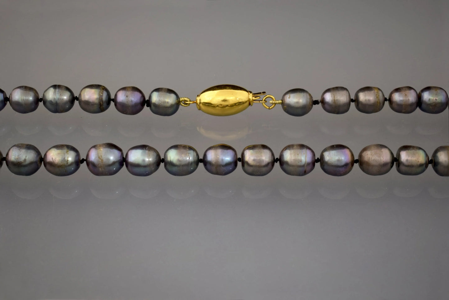 Black Pearl Necklace with gold 18k elements - Dinos-Virginia