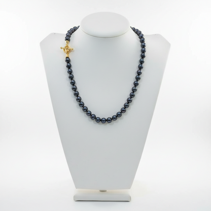 Black Pearl Necklace with gold 18k elements (PE-82)