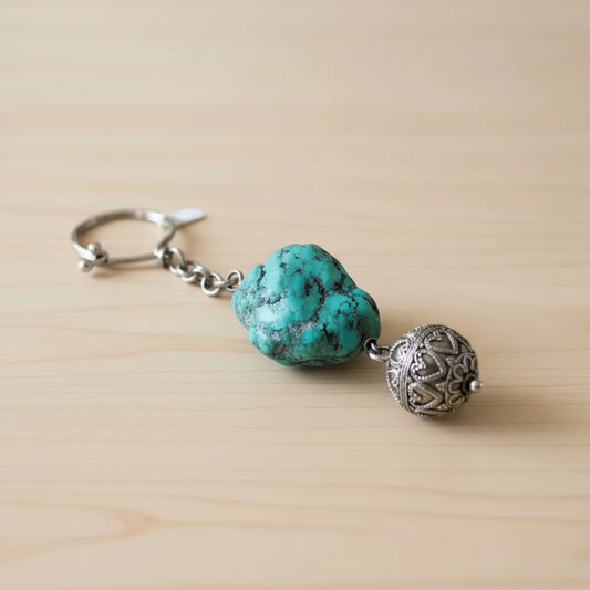 Keychain in sterling silver with gemstones