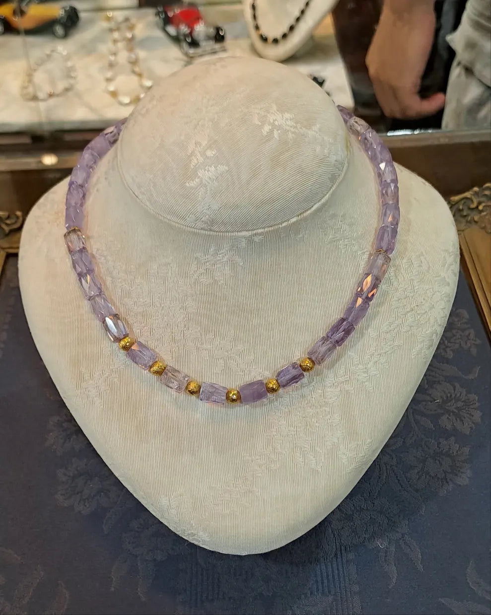 Necklace in 18k Gold with Amethyst - Dinos-Virginia