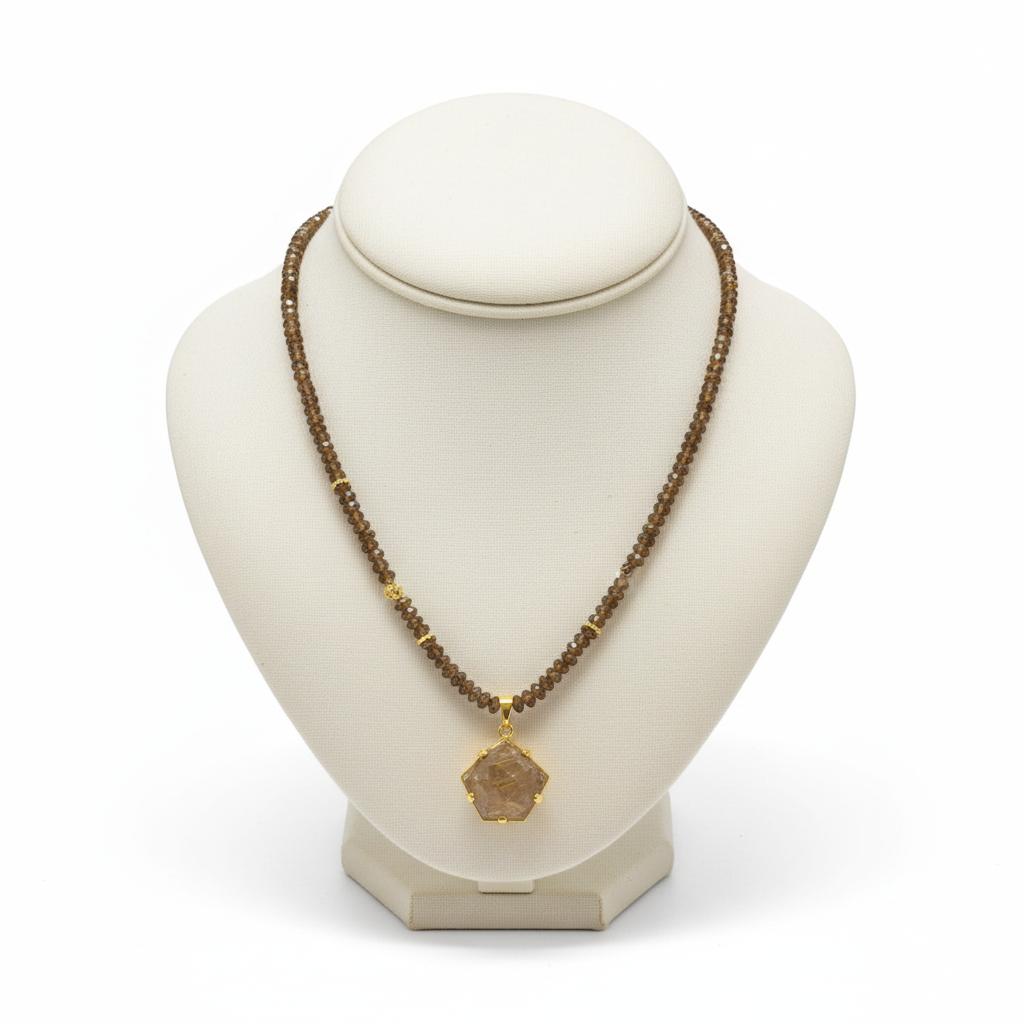 Necklace in 18k gold with Rutile Quartz and Andalusite stone (PE-42)