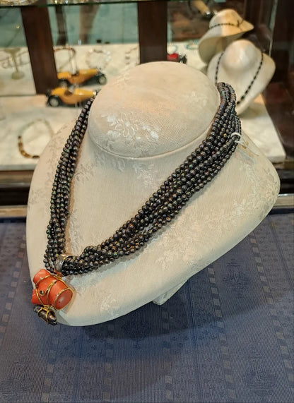 Necklace in Black Tahitian Pearls with sterling silver elements and a Coral Pendant with brilliants and 18k elements - Dinos-Virginia