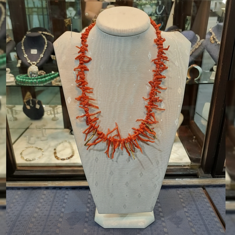 Necklace in Mediterranean Red Coral Gemstones & 18k gold elements (PE-50B)