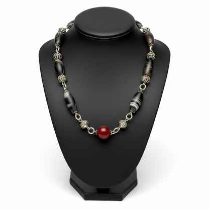 Necklace in Sterling Silver with Carnelian and Old Sardonyx (PE-33)