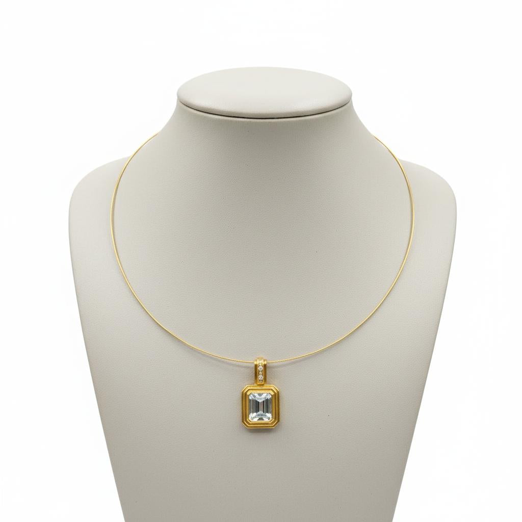 Necklace in gold 14k chain, Aquamarine pendant with Brilliants in 18k gold (PE-66)