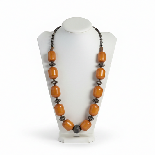 Necklace in sterling silver with old amber (PE-69E)