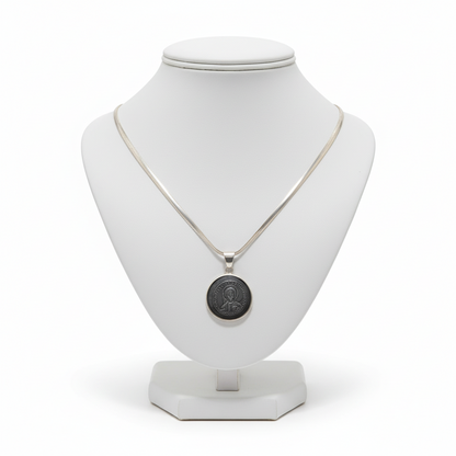 Necklace in sterling silver