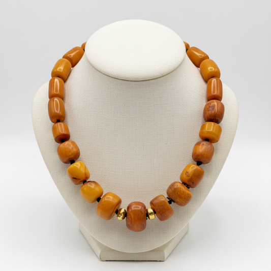 Necklace in vintage amber kachraman gemstones and gold 18k elements