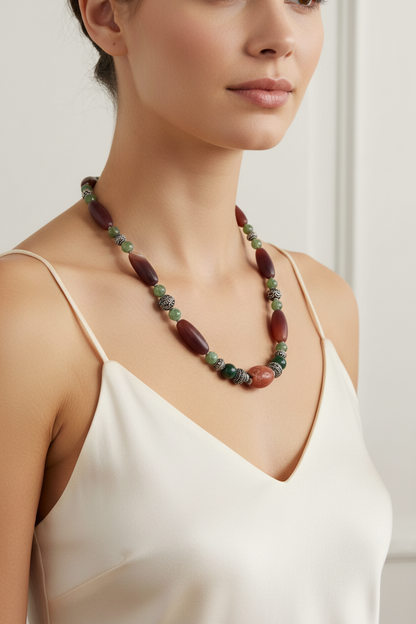 Necklace with old carnelian, green Benzhahr & sterling silver elements (PE-14)