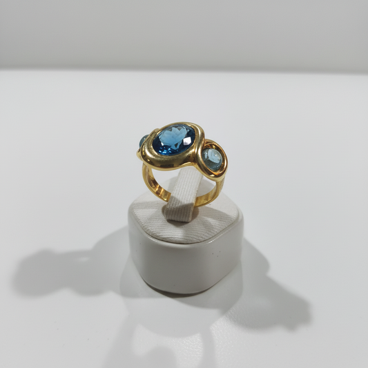 Ring in 18k Gold with a London Blue Topaz & Aquamarine Cabochon (B-95)