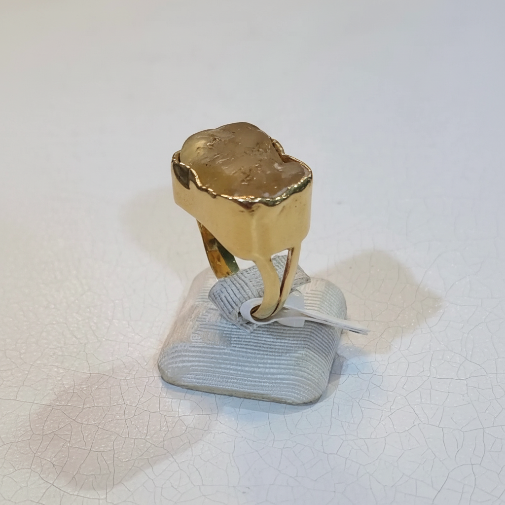 Ring in 18k Gold with a raw Citrine (B-42)