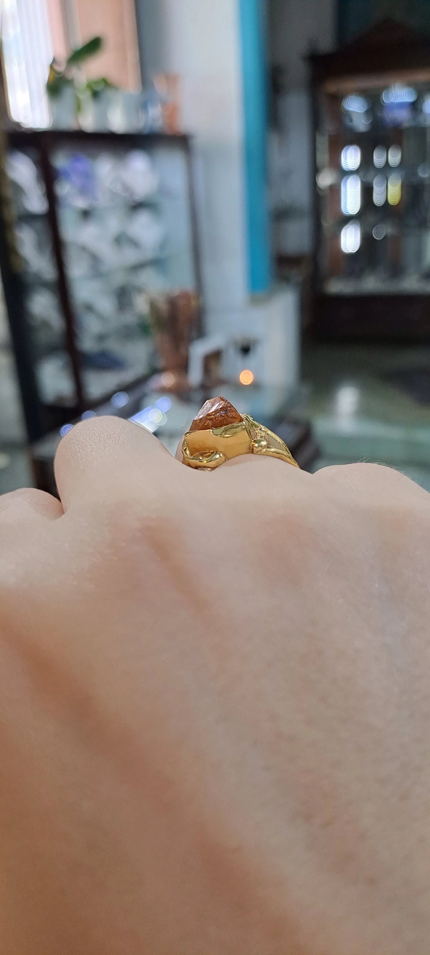 Ring in 18k Gold with a raw citrine (B-48) - Dinos-Virginia