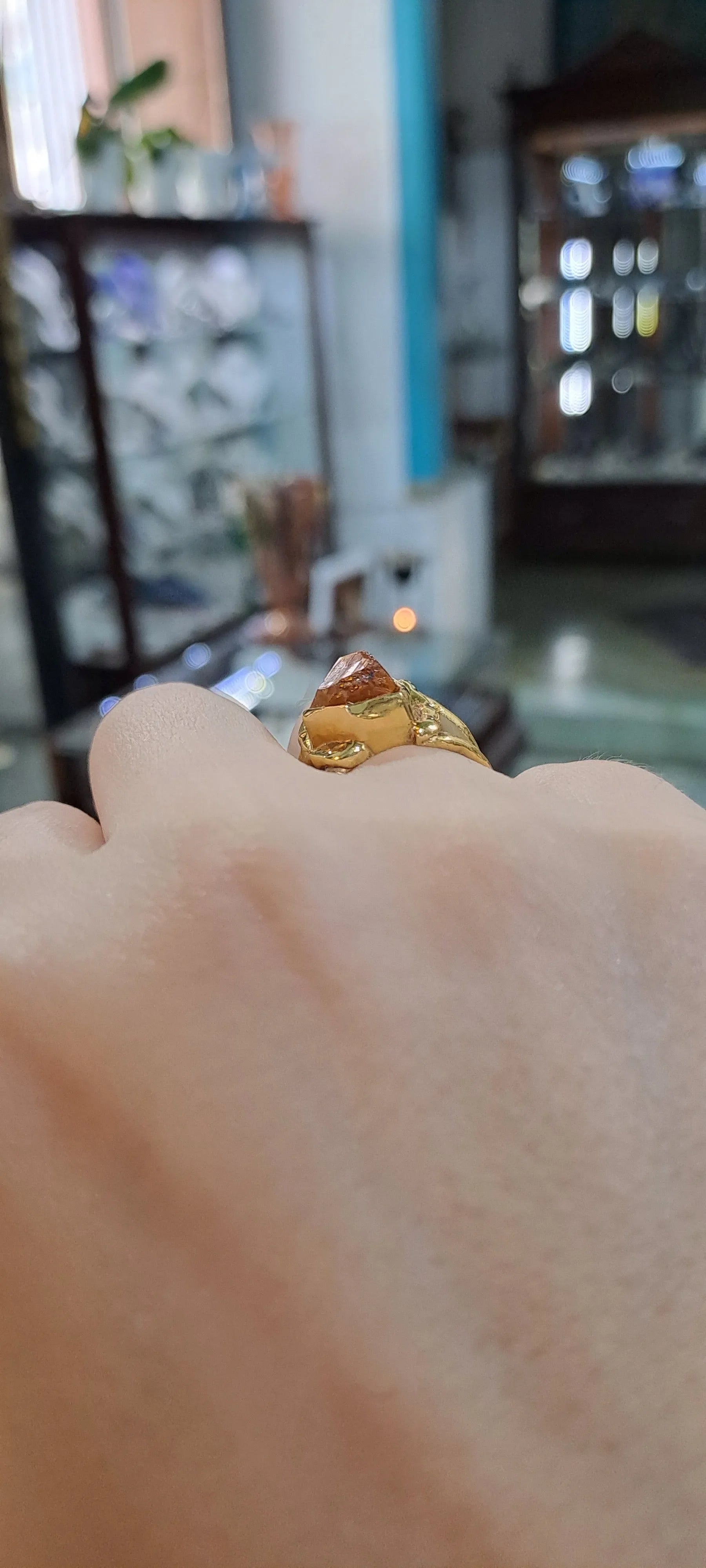 Ring in 18k Gold with a raw citrine (B-48) - Dinos-Virginia