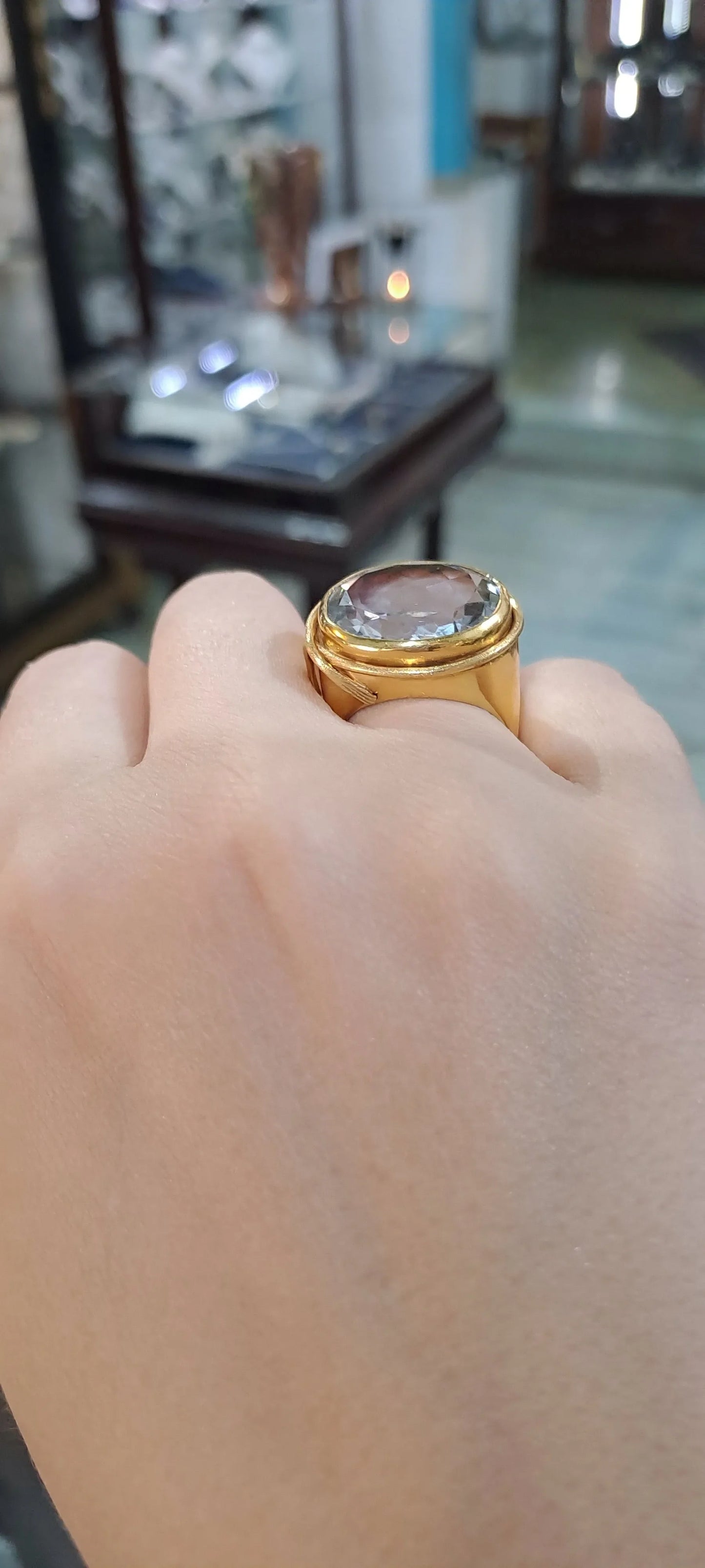 Ring in 18k Gold with selenite 7 c. stone (B-55) - Dinos-Virginia