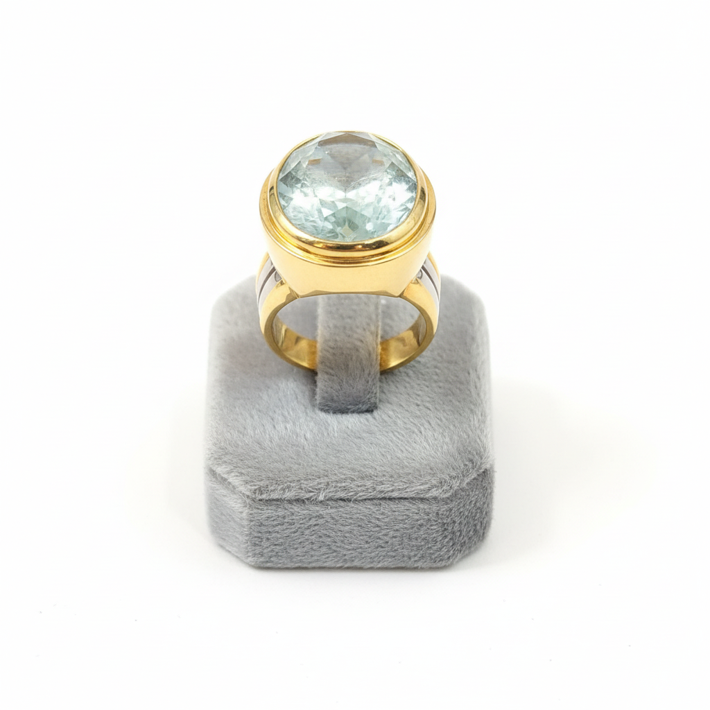 Ring in 18k Gold with selenite 7 c. stone (B-55)