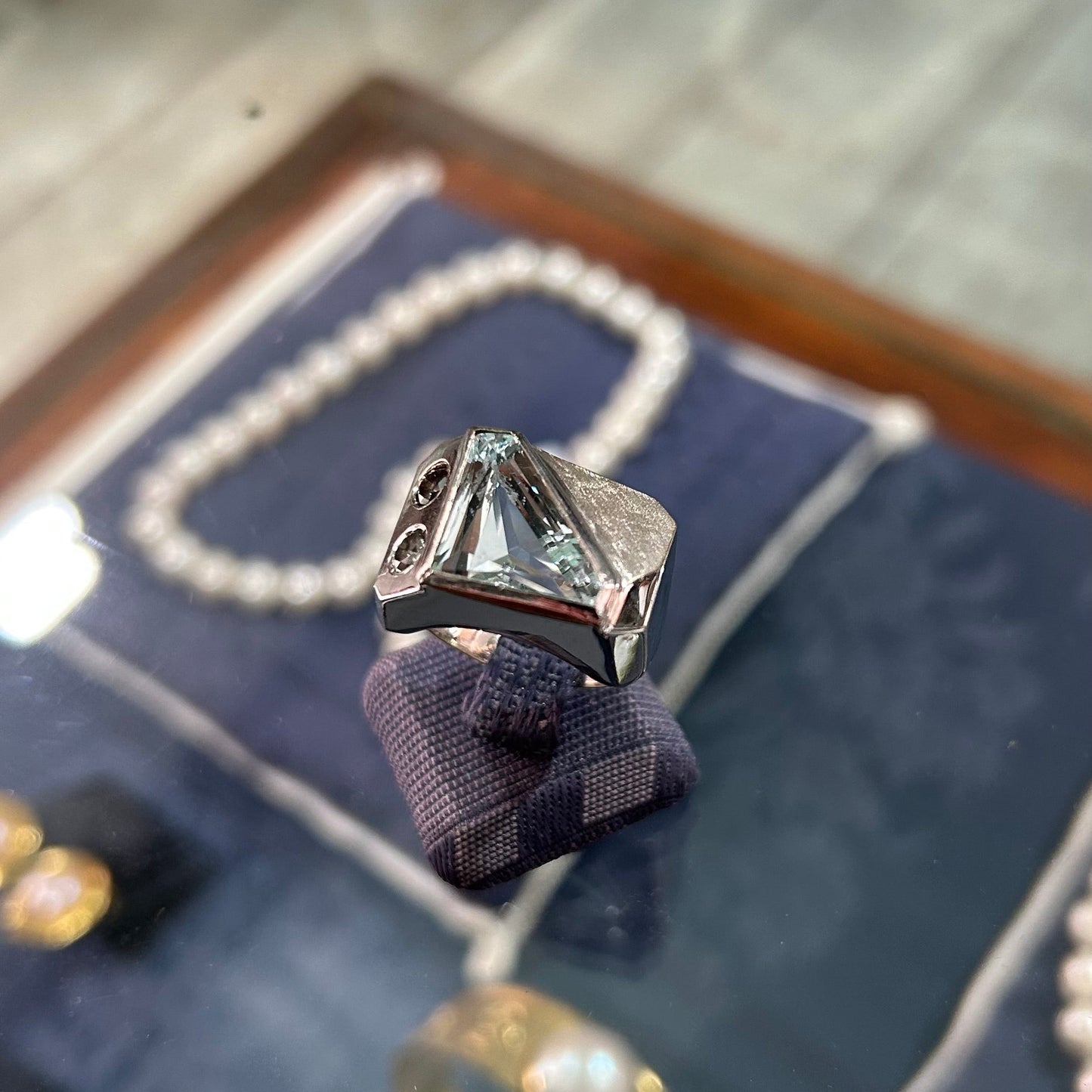 Ring in 18k gold