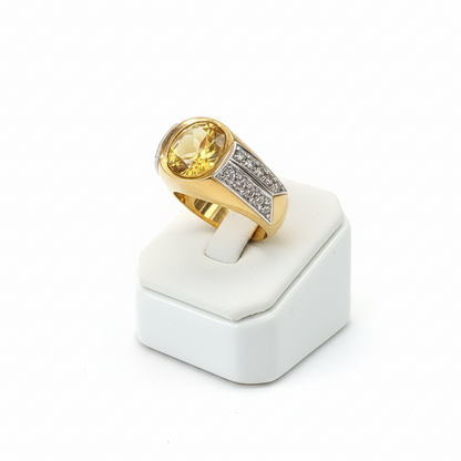 Ring in 18k gold with a citrine and brilliants (B-118)