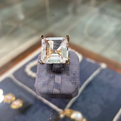 Ring in 18k gold