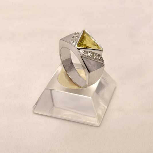 Ring in White Gold 18k.with Citrine and Brilliants 0.28c (B-75)