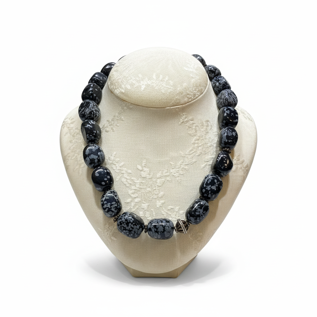 Necklace with Black Onyx stones and sterling silver elements (PE-37)