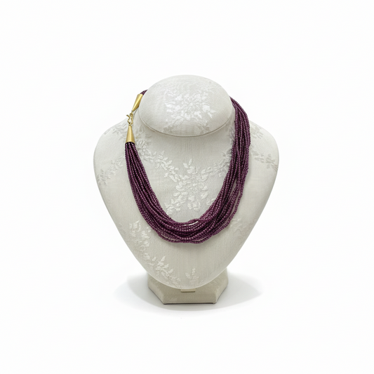 Necklace with Garnet stones & Gold 18k clasp (PE-58)