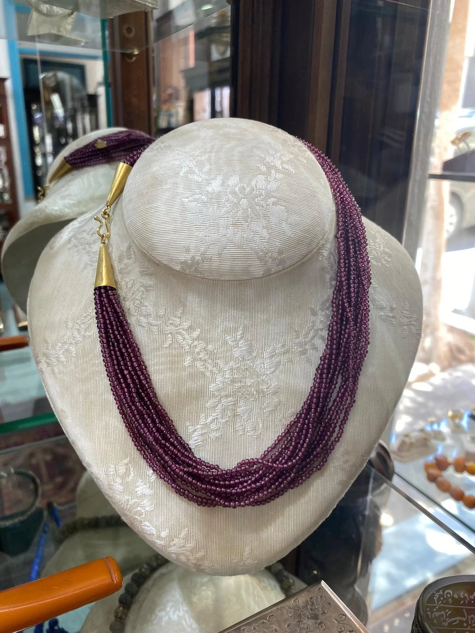 Necklace with Garnet stones & Gold 18k clasp