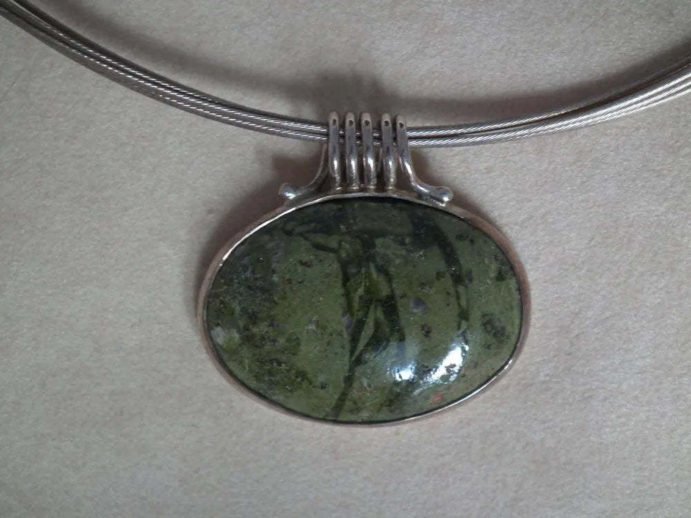 Pendant in Sterling silver with Verdite Stone - Dinos-Virginia